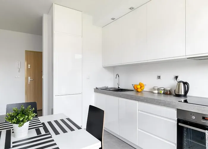 Good Time Koscielna 17 19 Poznan